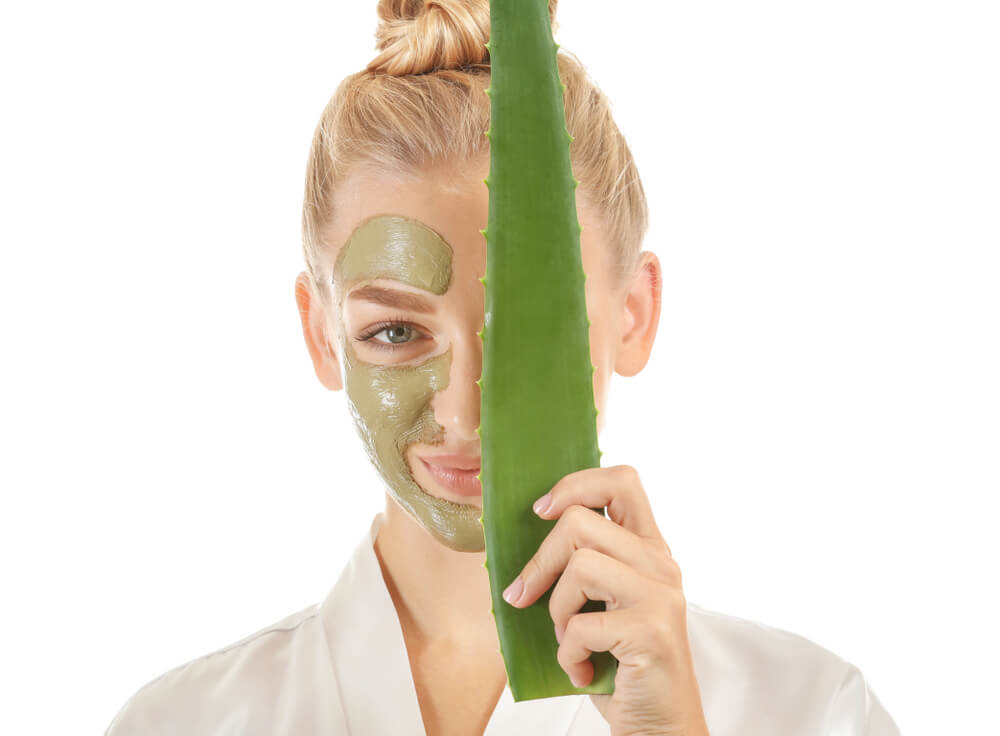 Benefits Of Aloe Vera: Aloe Vera Facial Mask